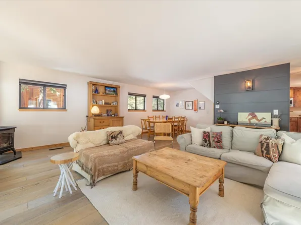 13959 Skiview Loop, Truckee, CA 96161