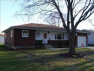 5th image of 907 Pine Ave