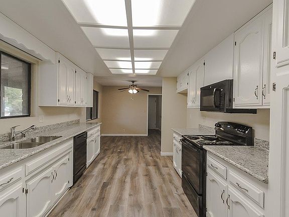 4th image of 710 Placer Ave