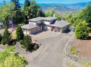 1196 Southridge Way, Roseburg, OR 97470