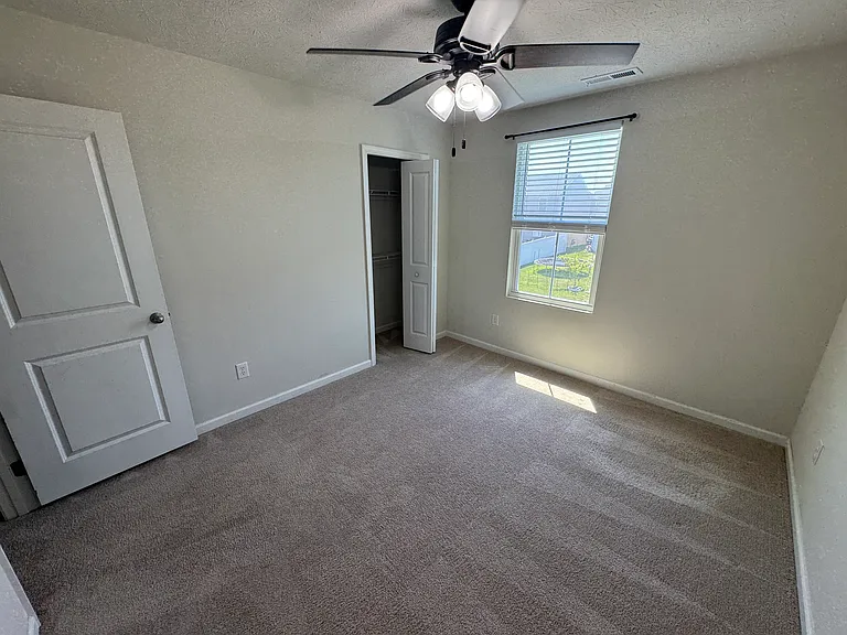 204 Dietz Dr — Photo 29