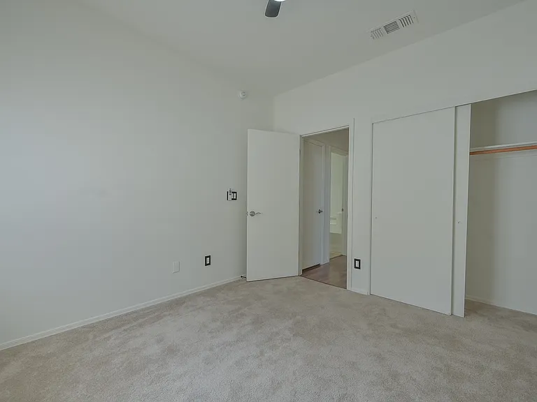 114 W Freddie Canyon Way — Photo 27