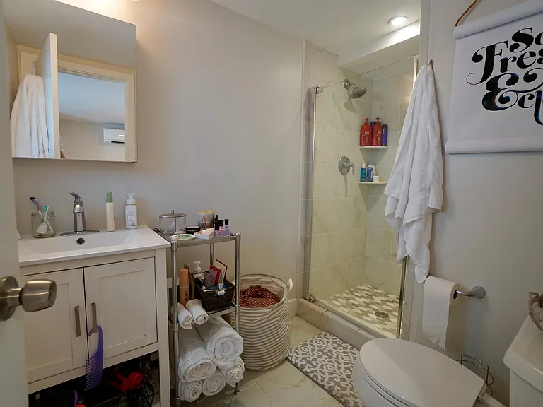 1101 Clifton St NW #B — Photo 14
