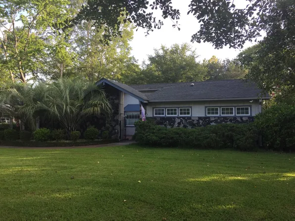 1640 Longleaf Dr, Surfside Beach, SC 29575