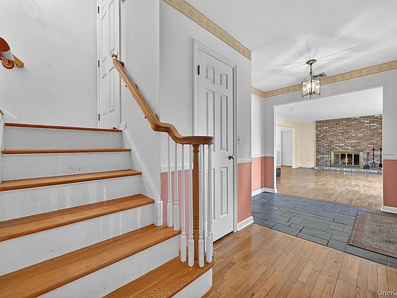 5th image of 16 Ridgeview Terrace