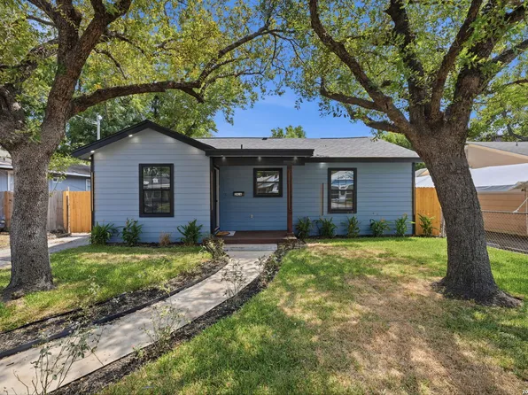 2410 Lee Hall, San Antonio, TX 78201