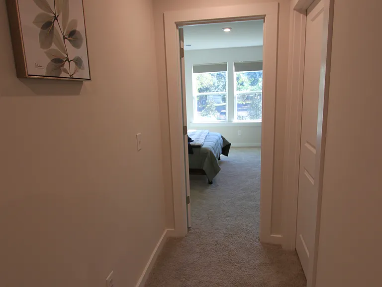 Lockwood Dr — Photo 17