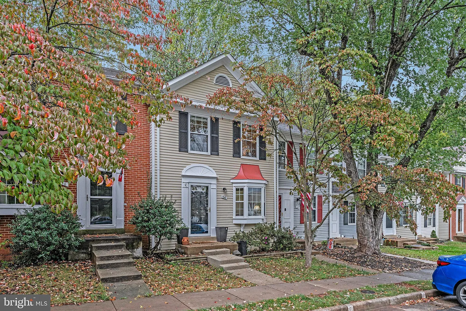 54 Huntley Ct photo 1