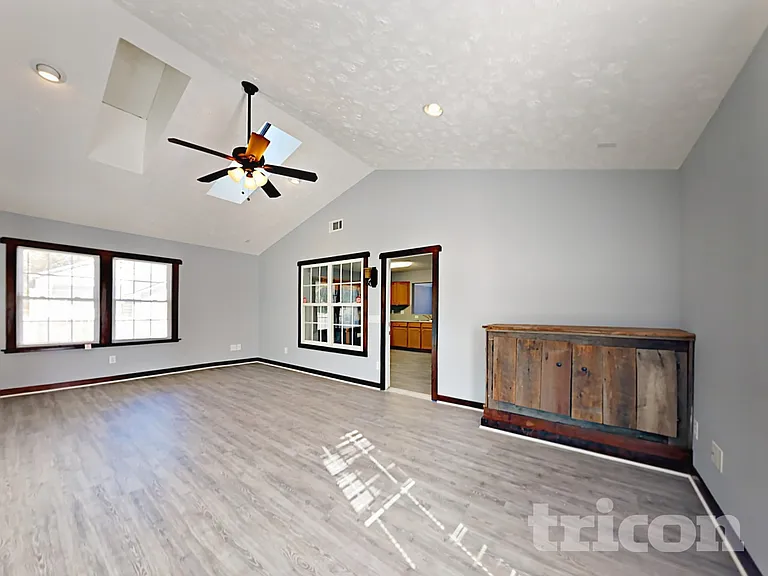2672 Thistle Brook Dr — Photo 4