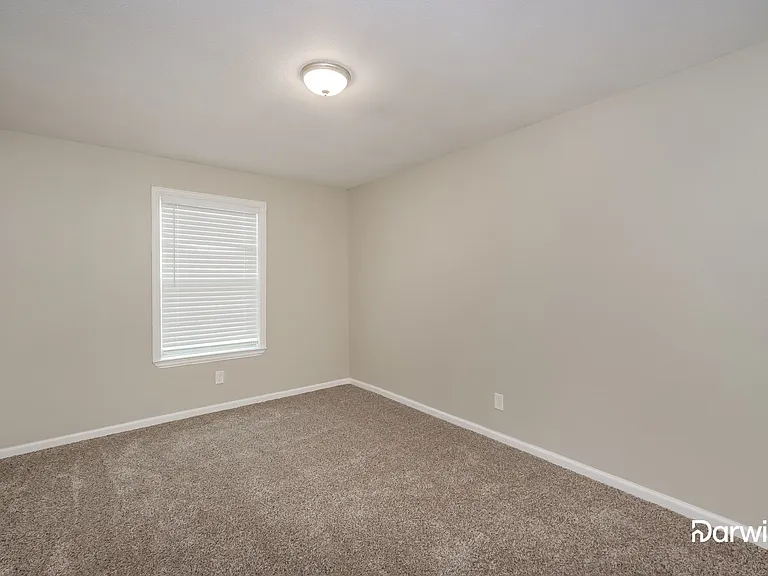 1170 Debbie St — Photo 14