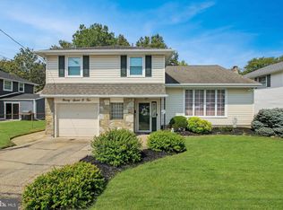 9702 Wynmill Rd, Philadelphia, PA 19115