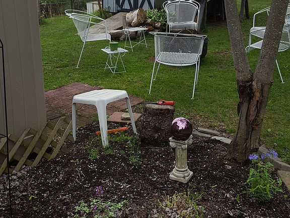 Quiet Yard