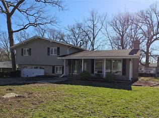 3339 N Dell Oak Dr, Decatur, IL 62526