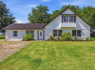 8722 Holmes Rd, Nederland, TX 77627