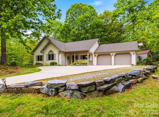 19 Doshia Ln, Fletcher, NC 28732