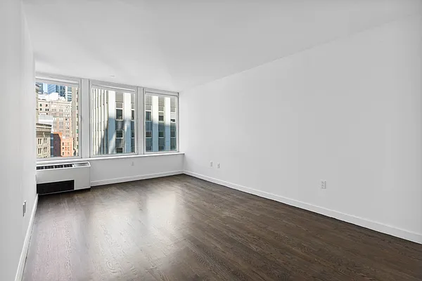 Rented by Fischer Group Realty, LLC | media 12