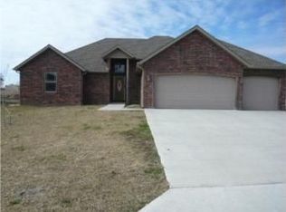 21508 Murlo Cir, Peculiar, MO 64078