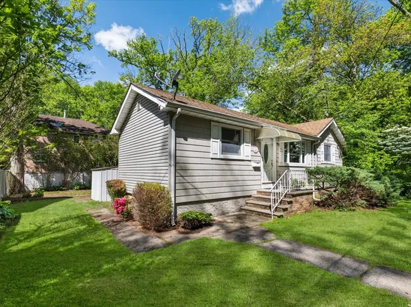 190 Prall Avenue image 3 of 24