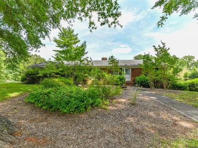 1004 Wakefield Dr, Greensboro, NC, 27410