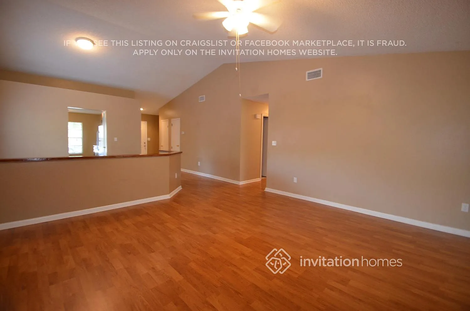 8803 Hampden Dr Tampa, FL 33626 — Photo 2
