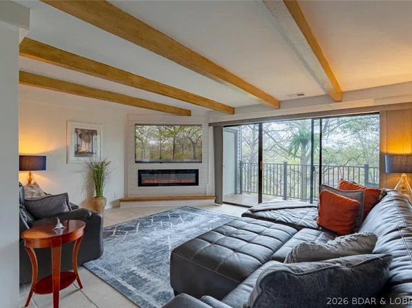 92 Waters Edge Ct Unit 1B, Lake Ozark, MO 65049