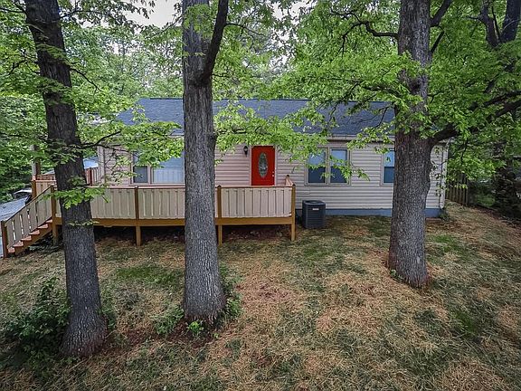 5327 Westhall Ave-03