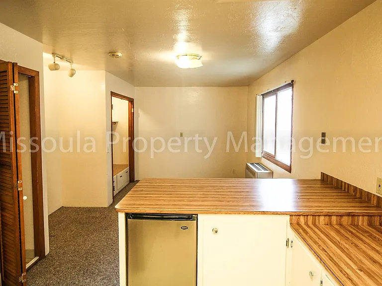 718 West Pine — Photo 3