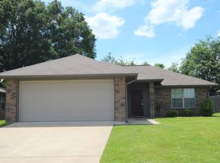 19402 King Ranch Dr, Flint, TX 75762