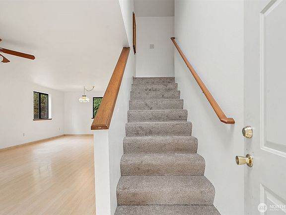 3rd image of 1397 Cedar Canyon Place