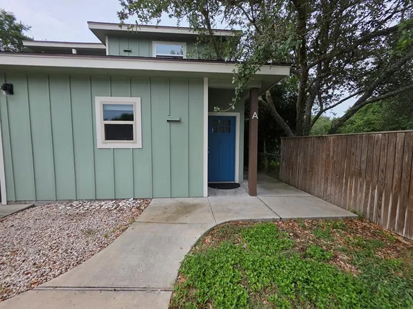 1123 E Cedar St Unit A, Rockport, TX 78382