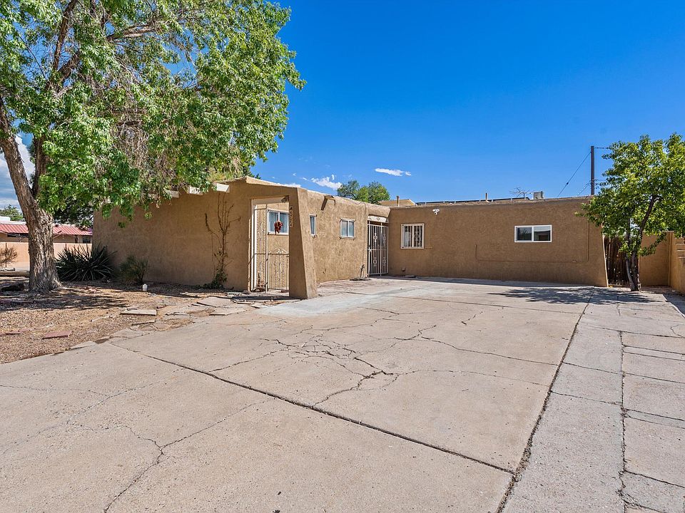 4724 Hilton Ave NE, Albuquerque, NM 87110 Zillow