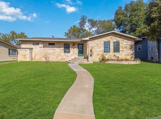 2439 W Summit Ave, San Antonio, TX 78228