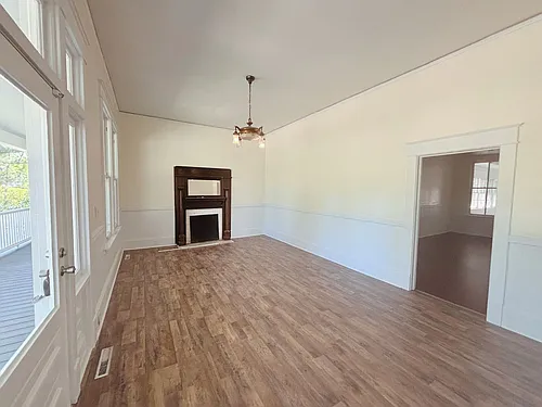 114 Forest Ave Photo 1