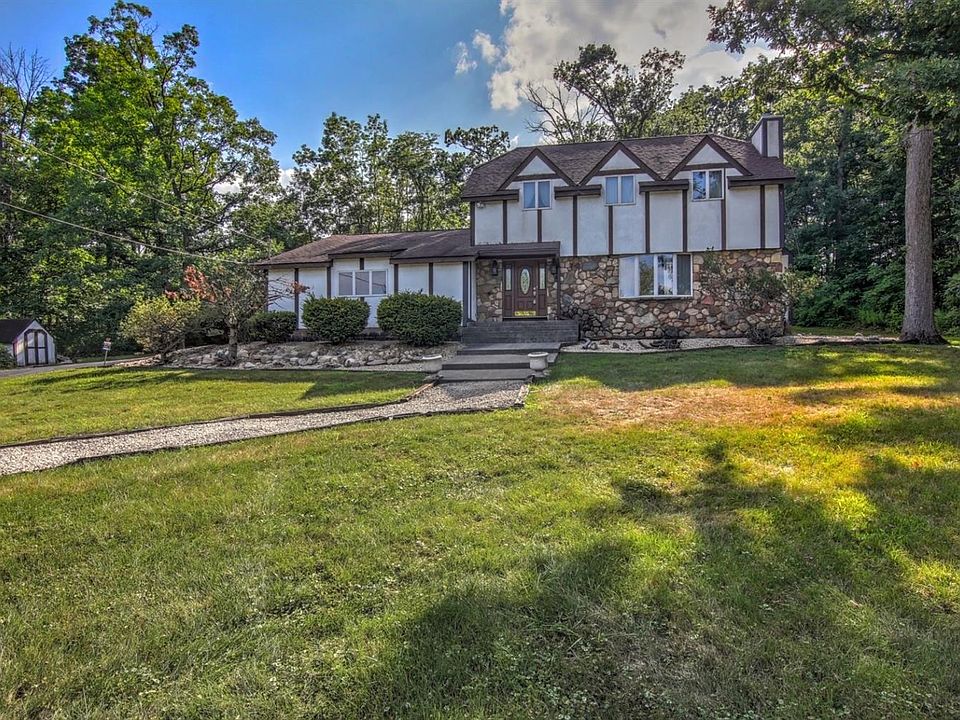 1st image of 12708 Buchanan Ln