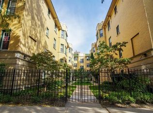 5515 N Winthrop Ave #B1, Chicago, IL 60640
