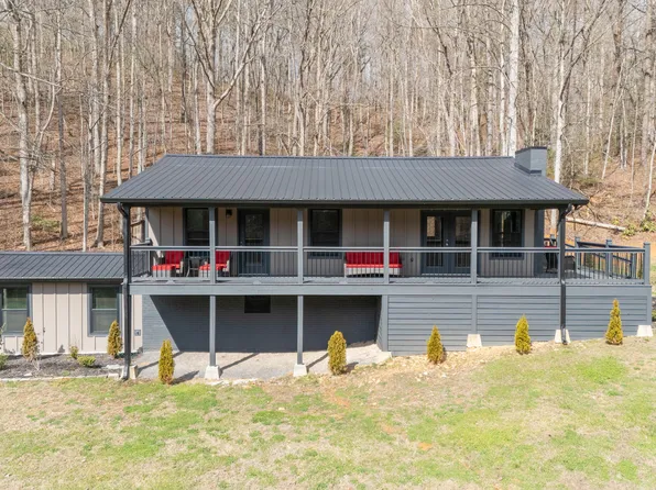 2359 Grassy Branch Rd, Sevierville, TN 37876