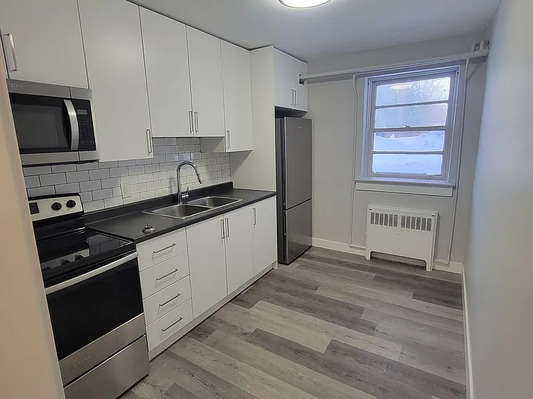 1115 2nd St W — Photo 7