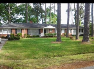 104 Country Club Dr, Elizabeth City, NC 27909