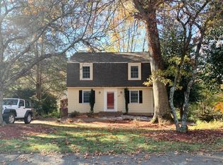 1808 Brenda Ct, Charlottesville, VA