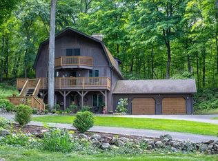 17 Round Hill Rd, Washingtonville, NY 10992