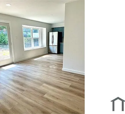 813 Panay Way Dr — Photo 6