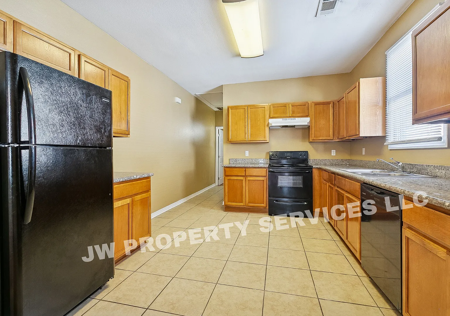 2522-24 N. Tonti St. — Photo 4