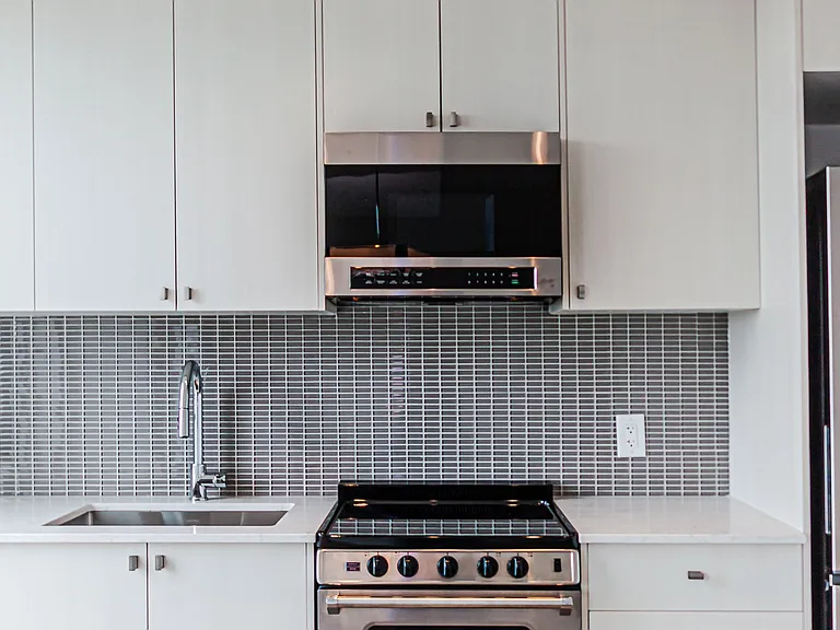 700 Sheppard Ave W #904 — Photo 10