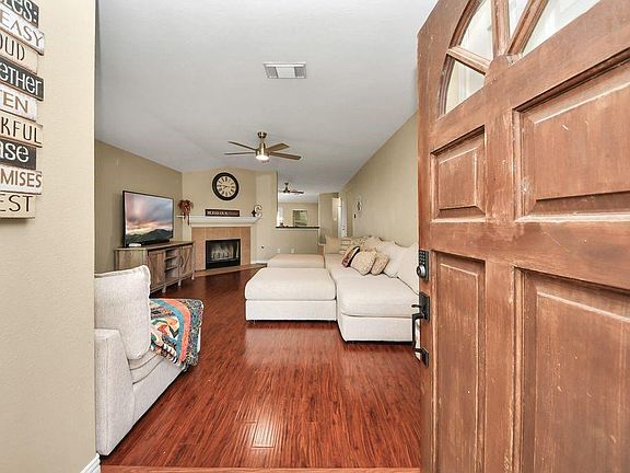 2nd image of 137 Rustic Colony Ln