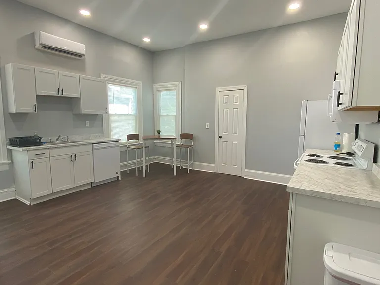3100 Cliff Ave #D — Photo 5
