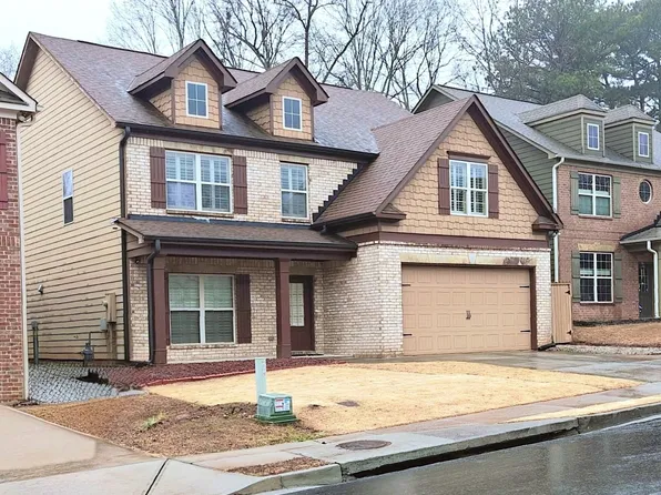 2638 Lake Manor Cir, Duluth, GA 30096