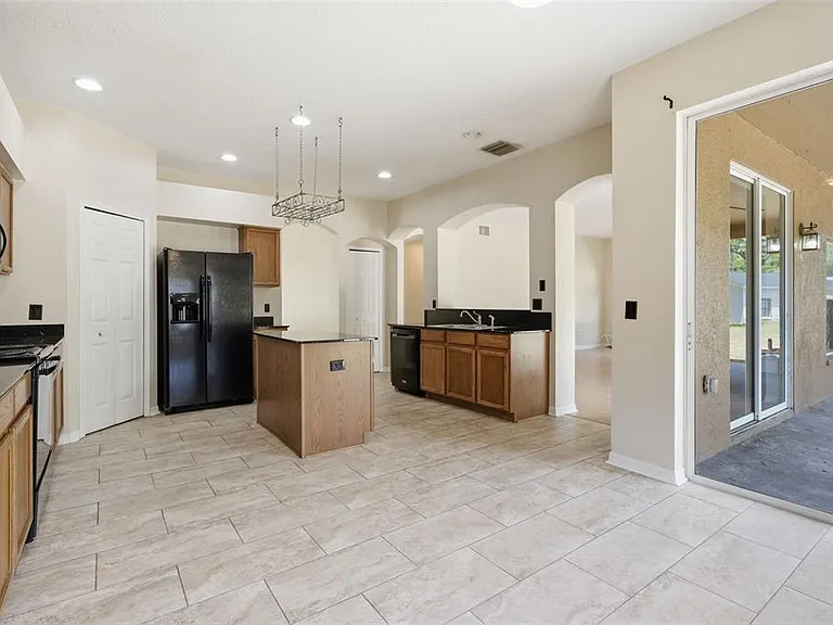 2631 Queen Alberta Dr — Photo 15