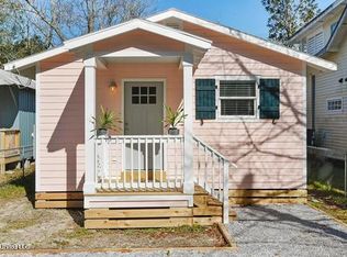 319 Easterbrook St, Bay Saint Louis, MS 39520
