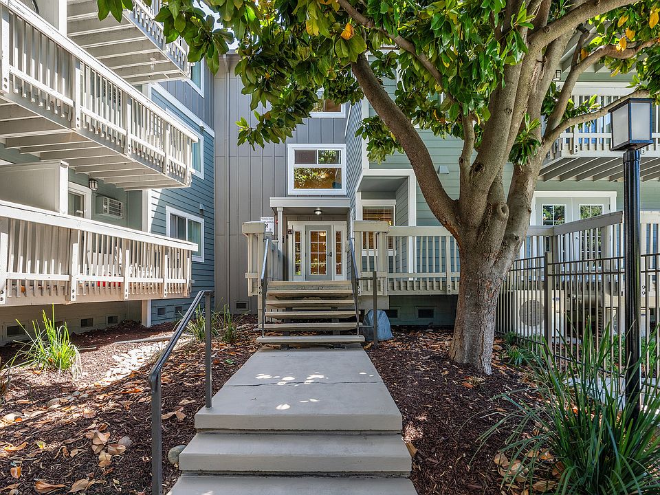 RPA Exterior Entrance (2)