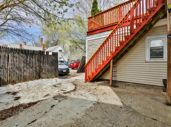 89 Walnut Street, Nashua, NH 03060
